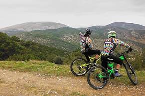 Harmony Vale- Anavissos