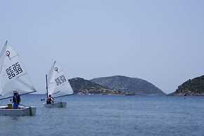 Harmony Vale- Anavissos