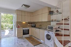 Harmony Vale- Anavissos