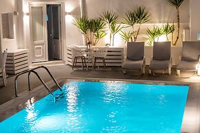 Fira-cave-sleeps 13-parking-pool-pet Friendly