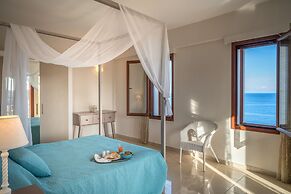 Armonia Seaside Villas