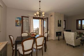 Armonia Seaside Villas