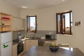 Armonia Seaside Villas