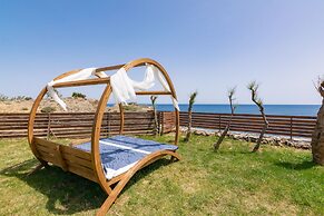 Armonia Seaside Villas