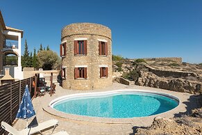 Armonia Seaside Villas