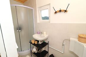 Greenside Cottage Lumi