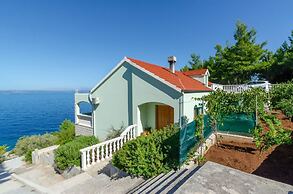 Seafront Holiday Home Marija