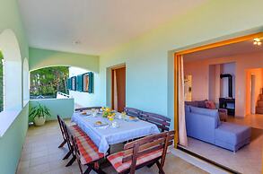 Seafront Holiday Home Marija