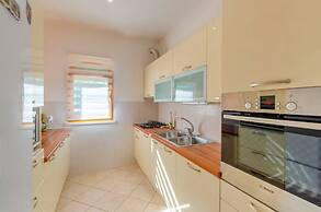 Seafront Holiday Home Marija