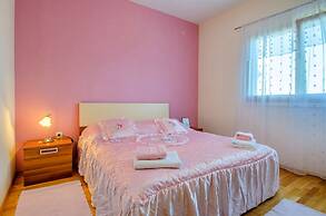 Seafront Holiday Home Marija