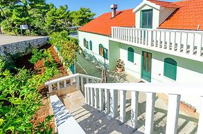 Seafront Holiday Home Marija