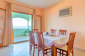 Seafront Holiday Home Marija