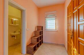 Seafront Holiday Home Marija