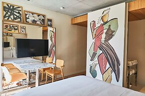 Villa M