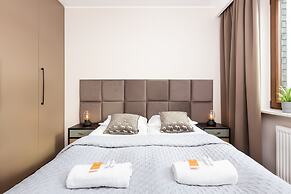 Apartment Warsaw Woronicza by Renters