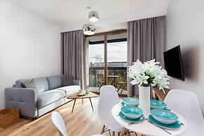 Apartment Warsaw Woronicza by Renters