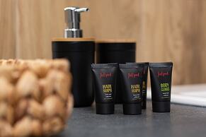 Apartment Warsaw Woronicza by Renters