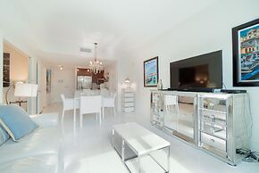 Casa Costa 309s Studio, Pools, Jacuzzi, Beach, Shops & Dog Friendly