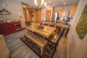 Expedition Station 8608