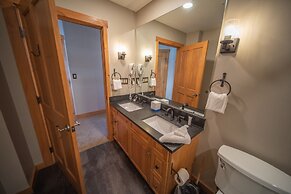 Expedition Station 8608