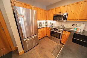 Expedition Station 8608