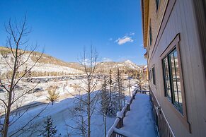 Expedition Station 8608