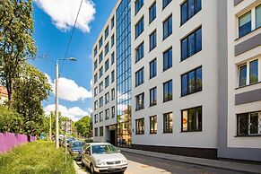 Apartment Warsaw Sławinska by Renters