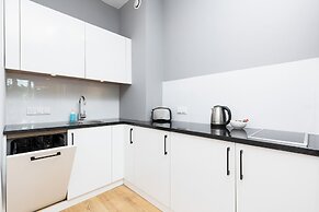Apartment Warsaw Sławinska by Renters