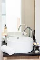 Apartment Warsaw Sławinska by Renters