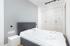 Apartment Warsaw Sławinska by Renters