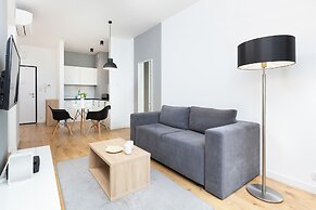 Apartment Warsaw Sławinska by Renters