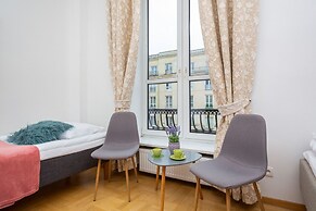 Apartment Warsaw Warecka by Renters