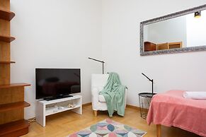 Apartment Warsaw Warecka by Renters