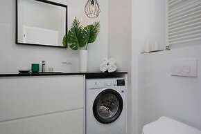 Apartments Warsaw Wolska by Renters