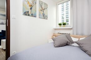 Business Apartment Grzybowska by Renters