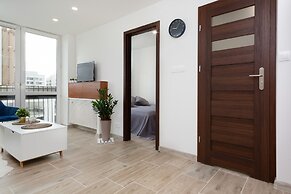 Business Apartment Grzybowska by Renters