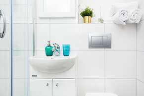 Business Apartment Grzybowska by Renters