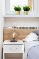 Business Apartment Grzybowska by Renters