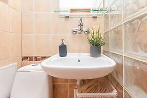 Studio Warsaw Wilcza by Renters