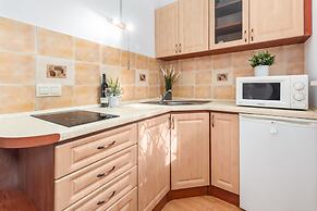 Studio Warsaw Wilcza by Renters