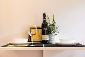 Studio Warsaw Wilcza by Renters