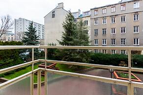 Apartments Warsaw Hoza by Renters