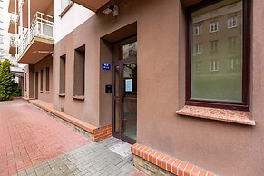 Apartments Warsaw Hoza by Renters