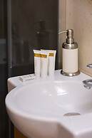 Apartments Warsaw Hoza by Renters