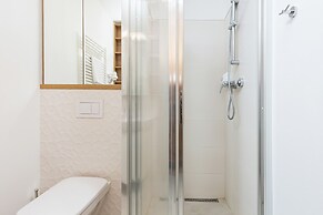 Wolska Deluxe Studio Apartment