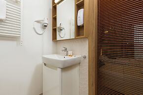 Wolska Deluxe Studio Apartment