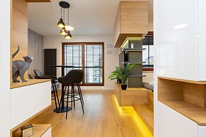 Studio Warsaw Grzybowska by Renters