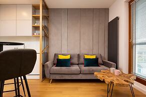 Studio Warsaw Grzybowska by Renters