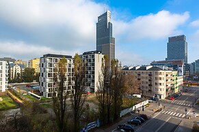 Studio Warsaw Grzybowska by Renters