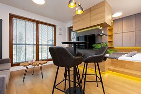 Studio Warsaw Grzybowska by Renters